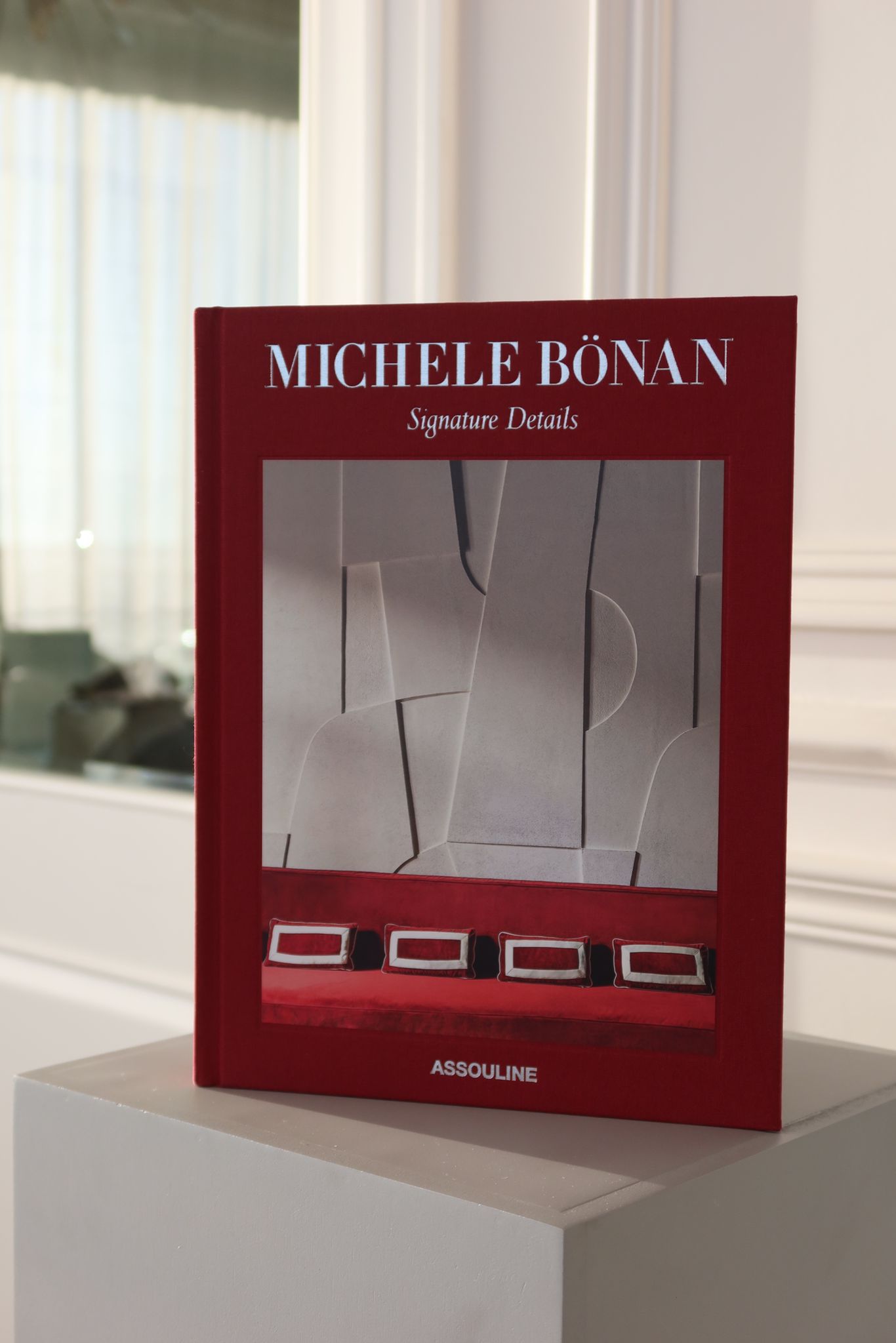 Michelle Bönan: Signature Details